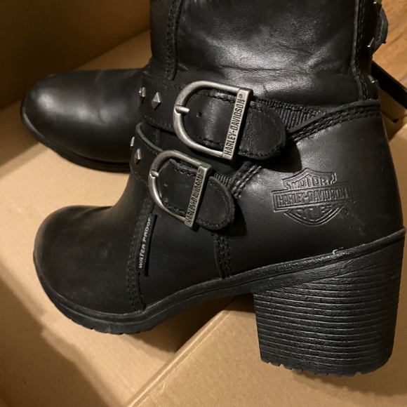 🦅HARLEY DAVIDSON ABNEY BOOTS, 🥾BLACK WITH SILVER STUDS, WATERPROOF - Picture 5 of 16